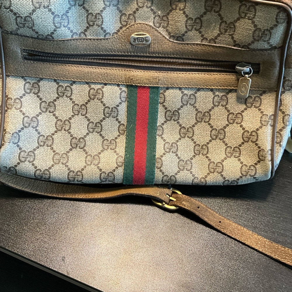 Gucci Beige and Brown Leather Pouch